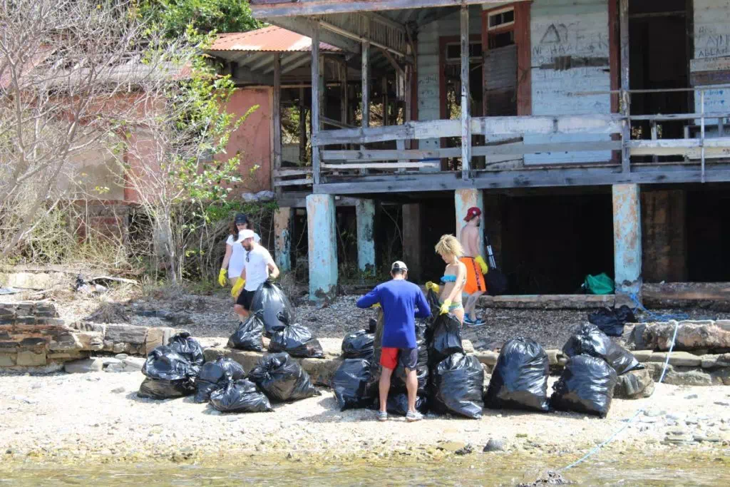 Skipper Sean Roebuck